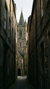 Alleyway Peek