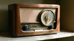Antique 1930s Radio