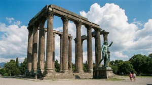 Apollo's Temple Grandeur