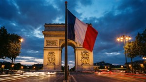 Arc de Triomphe Flag