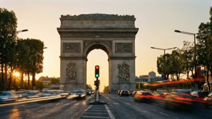 Arc de Triomphe Golden Hour