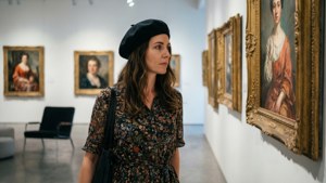 Art Lover Pauline