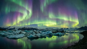 Aurora Over Jökulsárlón
