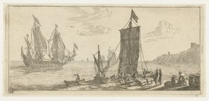 Baai met een hoeker en een oorlogsschip
