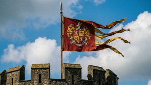 Banner Lance Battlement