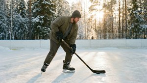 Barkov Pond Hockey