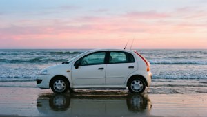 Beach Sunrise Ypsilon