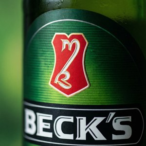 Beck's Label Detail