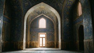 Bibi-Khanym Grandeur