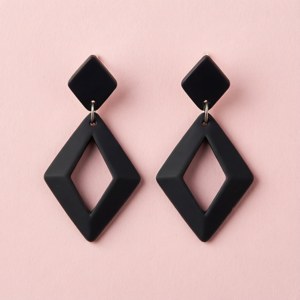 Black Diamond Cut-Outs
