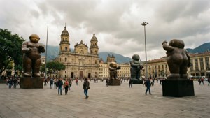 Botero Plaza Serenity
