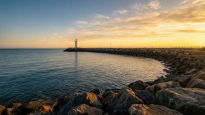 Breakwater Sunset Glow