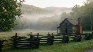 Cades Cove Misty Cabin
