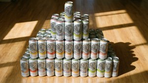 Can Pyramid