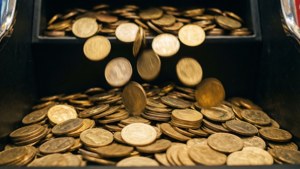 Cascading Gold Coins