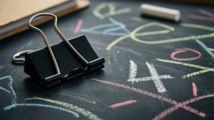 Chalkboard Clip