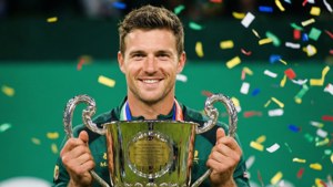 Championship Trophy Smile