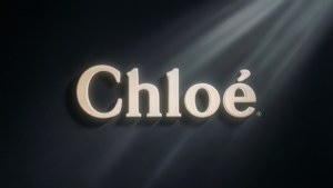 Chloé Logo in Charcoal Glow