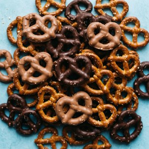 Chocolate Pretzels