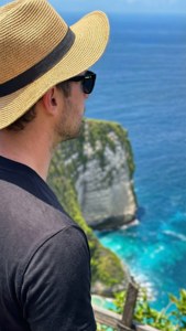 Cliffside Ocean Gaze