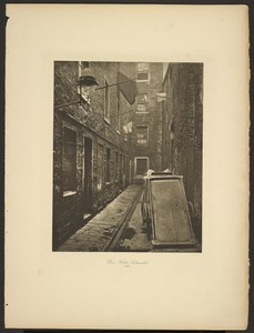 Close No. 136 Saltmarket