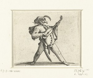 Commedia dell'arte-figuur met gitaar, zwaard en masker