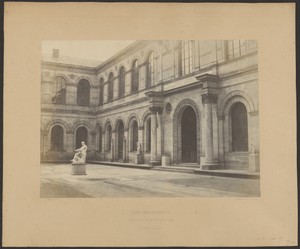 Cour des Marbres. Palais de l'École des Beaux-Arts.
