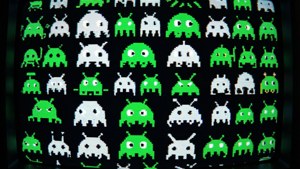 CRT Grid Invaders