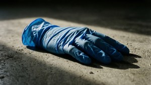 Crumpled Glove Floor