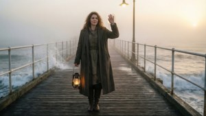Dawn Pier Wanderer