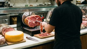 Deli Counter Action