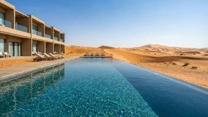 Desert Infinity Pool