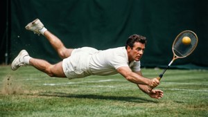 Diving Volley