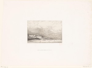 Dorp met kerk aan de kust