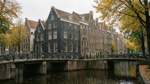 Dutch Canal Charm