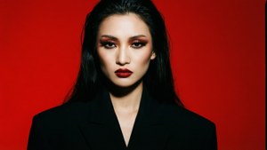 Editorial Red Bold