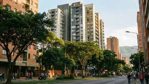 El Poblado Buzz