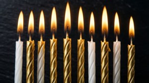 Elegant Gold Candles