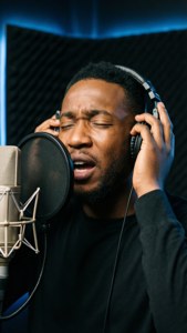Emotional Booth Session