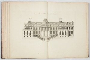Façade du Château de Lunéville du côté de la Cour.