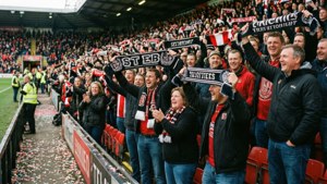 Fans in Full Voice