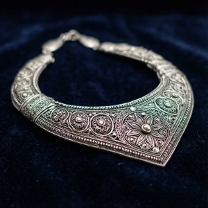 Filigree Detail
