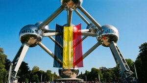 Flag at Atomium