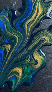 Fluid Slate Art