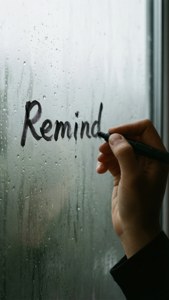 Foggy Window Remind