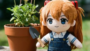 Gardening Rei Plush