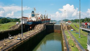 Gatun Locks Operation