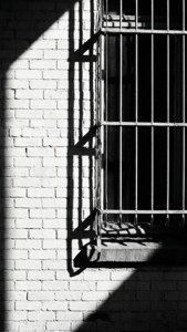Geometric Shadow Play