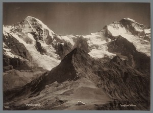 Gezicht op de Mönch en de Jungrau in de Berner Alpen