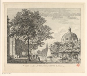 Gezicht op de Ronde Lutherse Kerk te Amsterdam